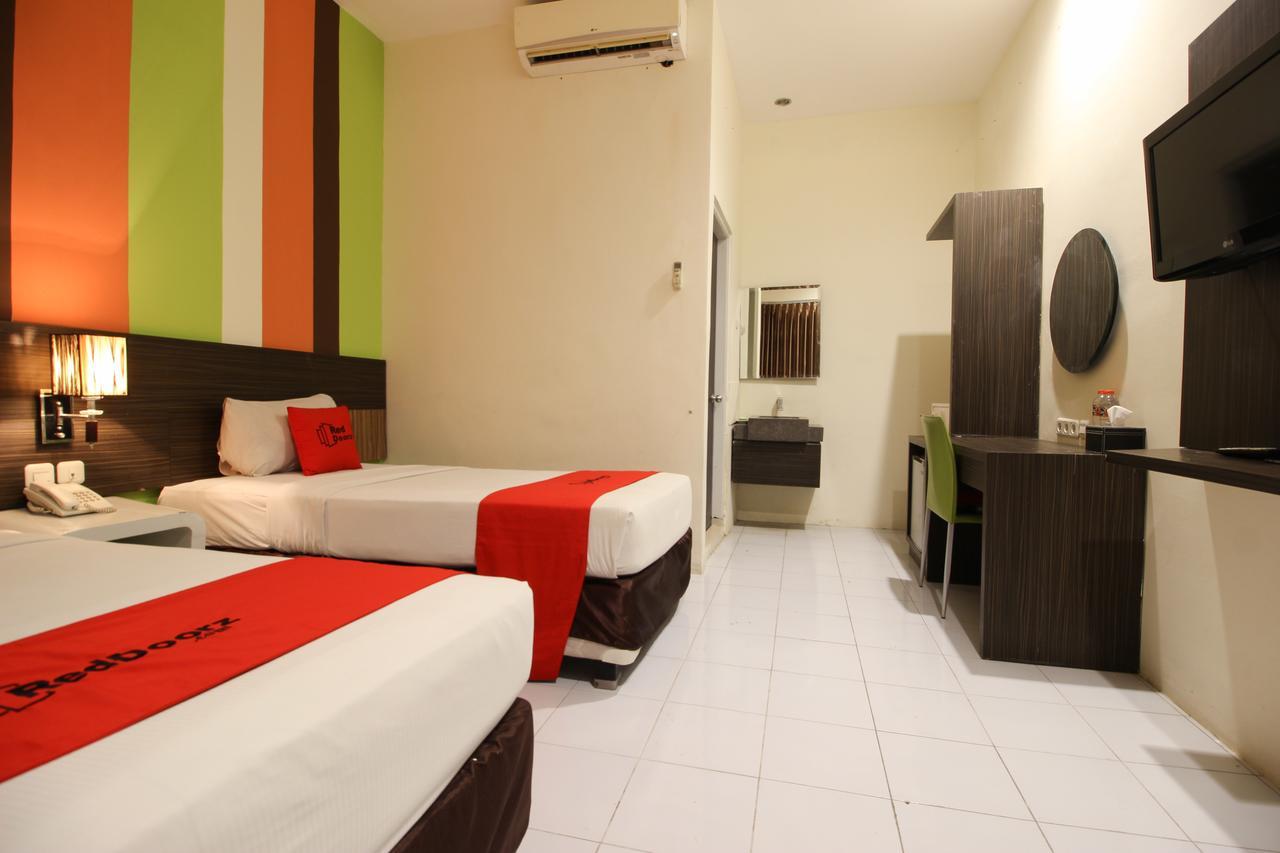 Reddoorz Plus Near Keraton Yogyakarta 2 Buitenkant foto